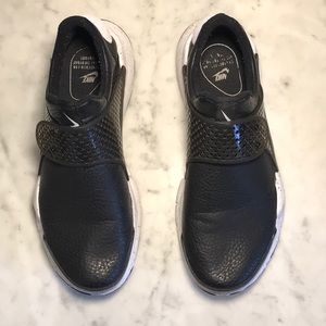 Nike Sock Dart Size 10